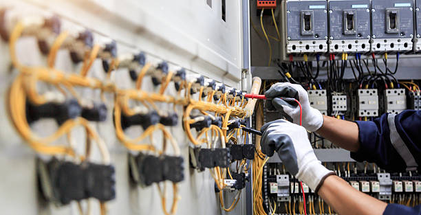 Professional Electrician technician working in Bushland, TX